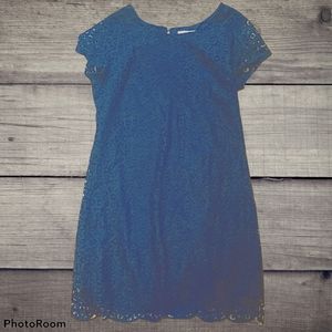 2/$10 Forever 21 Lacy navy blue dress